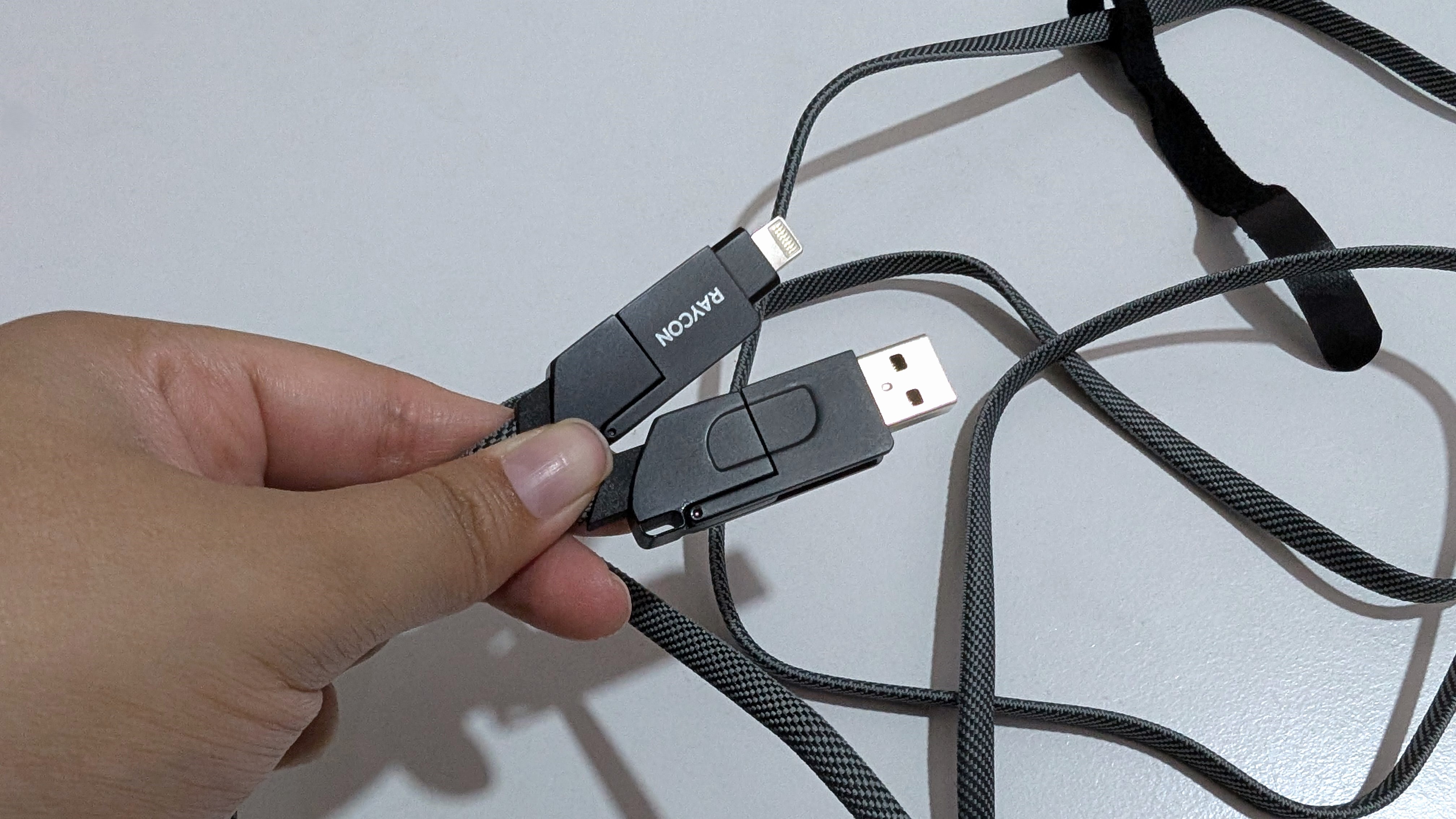 Новые кабели USB-C от Raycon безумно круты и функциональны.