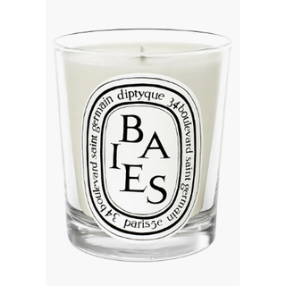 berry-scented diptyque candle