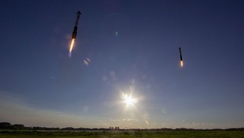 In Photos: The Amazing Triple Rocket Landings of SpaceX's Falcon Heavy ...