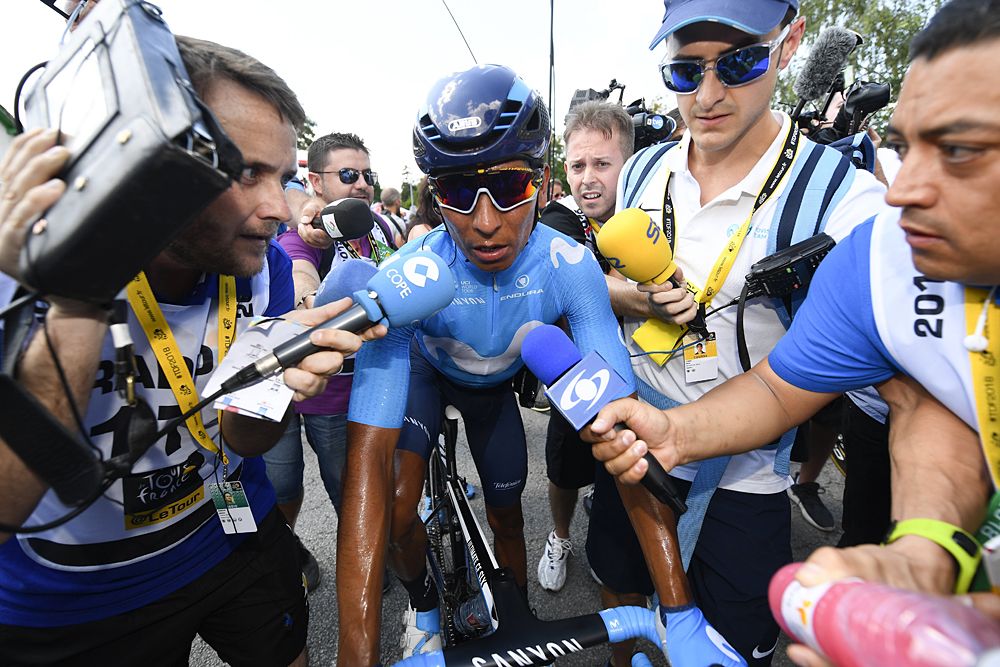 Nairo Quintana (Movistar) loses time after two broken wheels in stage 1