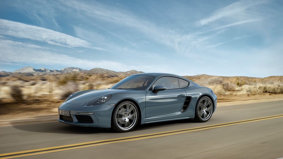 Porsche 718 car driving