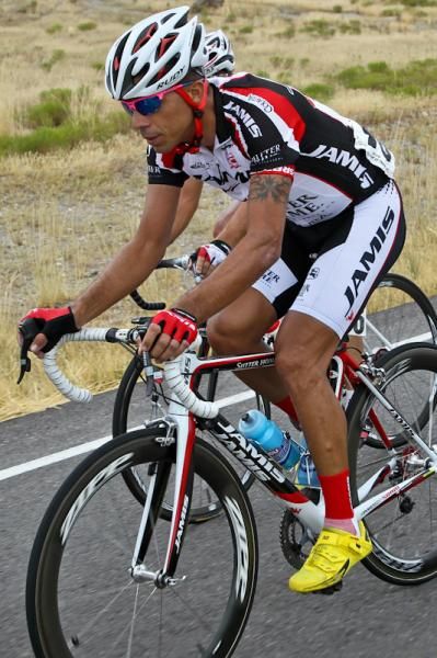 Luis Amaran (Jamis-Sutter Home) made it into todays long break away.