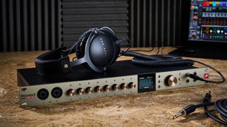 Antelope Audio Discrete 8 Oryx Synergy Core