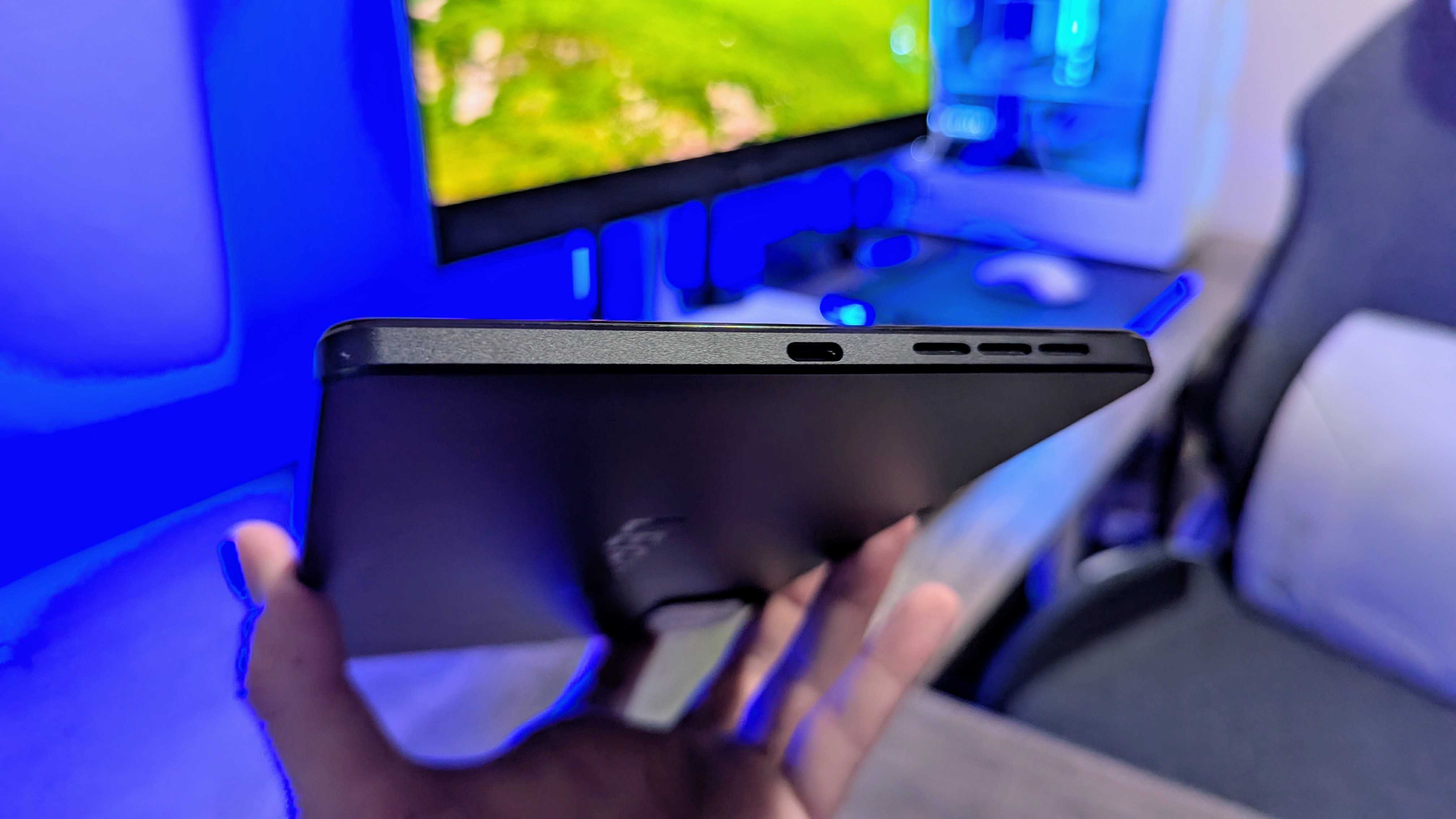 Image of the Lenovo Legion Tab (Gen 3) tablet.
