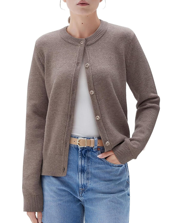Suuksess Women Chunky Cashmere Cropped Cardigan Sweaters 2025 Trendy Fall Fashion Button Up Long Sleeve Knit Outfits(camel M)
