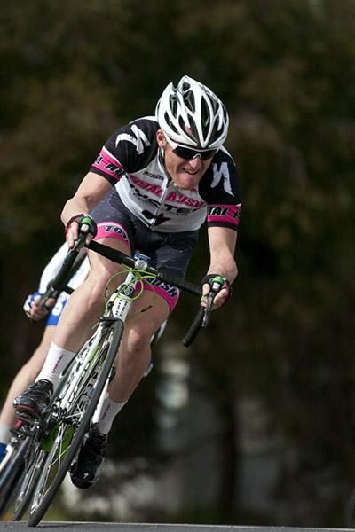 Gordon McCauley (Hyster-Total Rush) broke away with Eric Sheppard (Jayco/VIS) and held the peloton at bay until the final two laps.