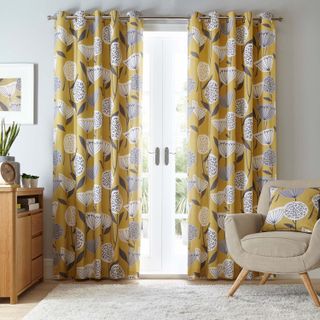 Mid-century style curtains with large print