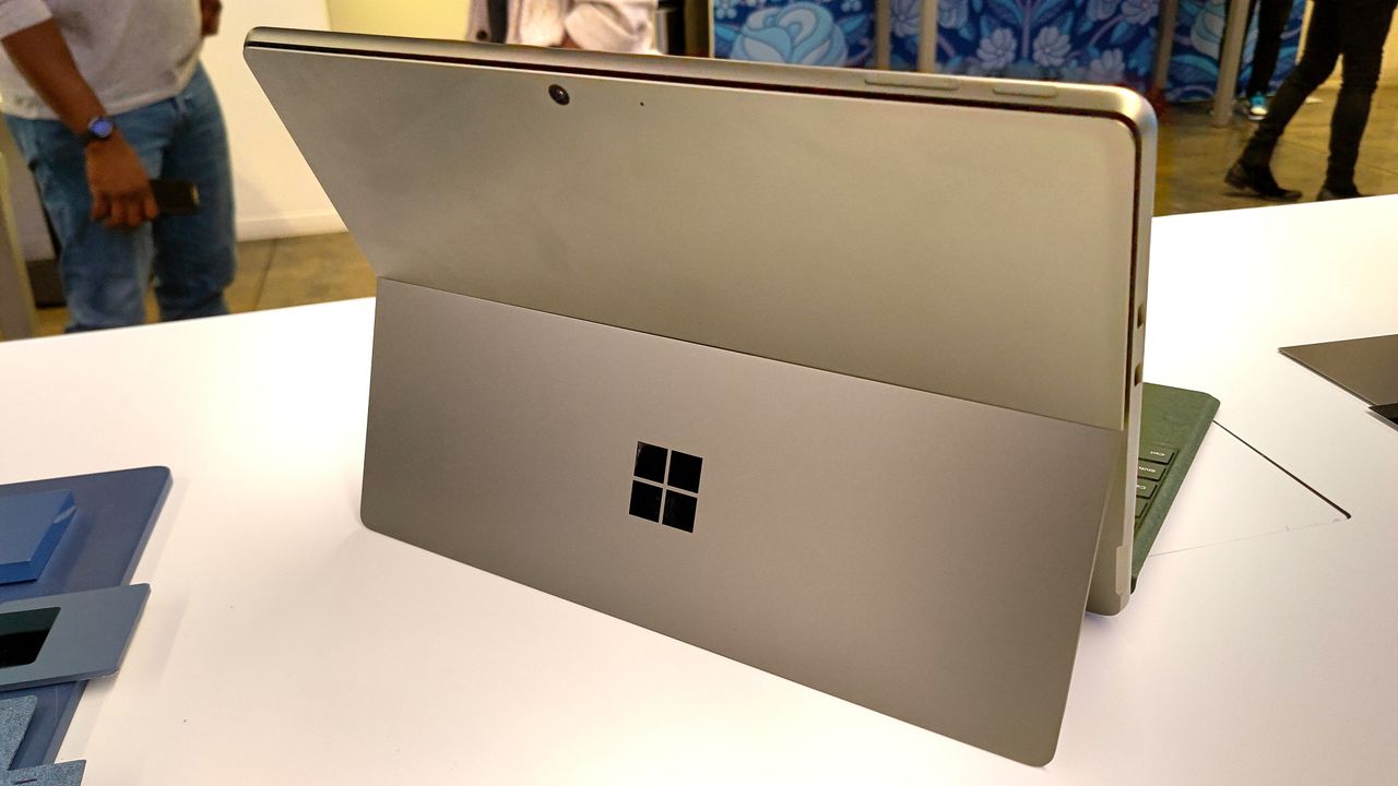 Surface Pro 9 new colors