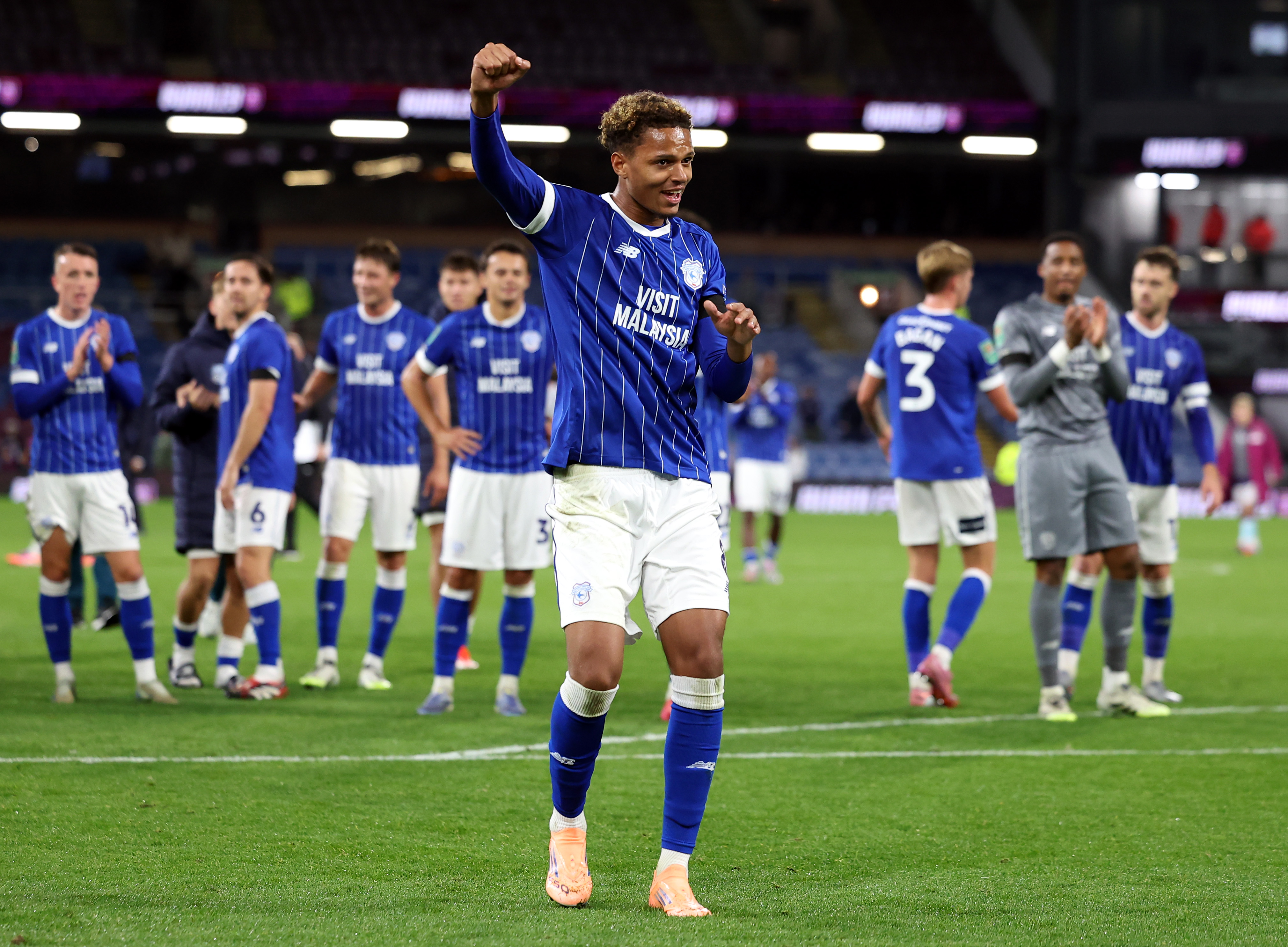 BURNLEY, ENGLAND - SEPTEMBER 23: Omari Kellyman of Cardiff City celebrates following the team's victory in the Carabao Cup Third Round match between Burnley and Cardiff City at Turf Moor on September 23, 2025 in Burnley, England. (Photo by Matt McNulty/Getty Images)