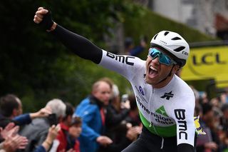 Edvald Boasson Hagen (Dimension Data) wins the opening stage at Criterium du Dauphine