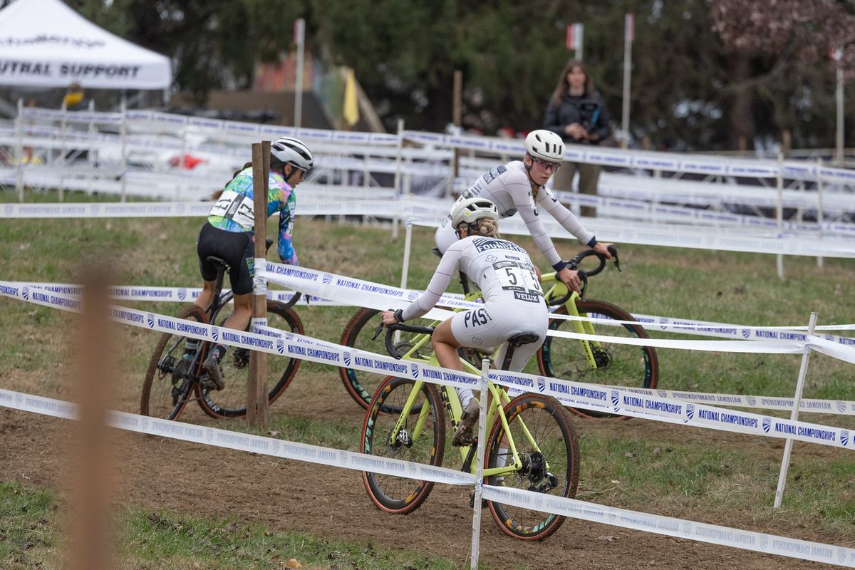 Raylyn Nuss yo-yo'd off the leaders for much of the second lap.
