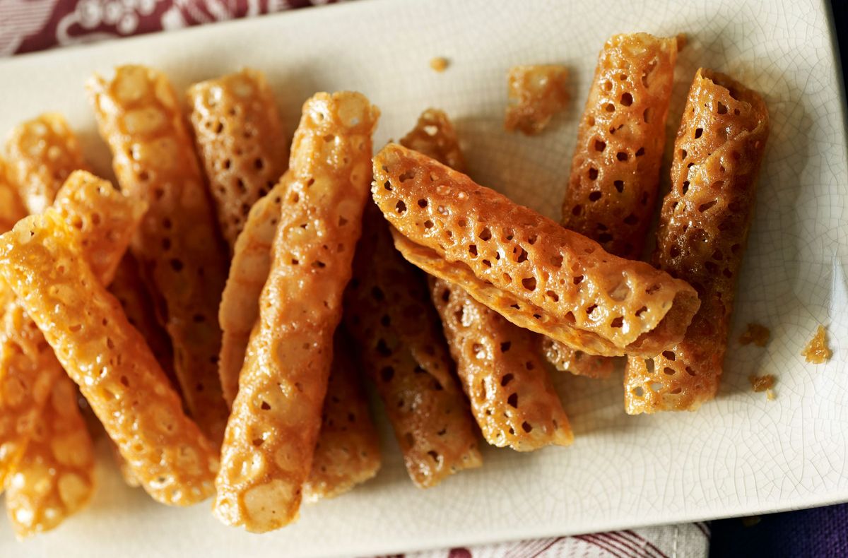 Brandy snaps Baking Recipes GoodtoKnow