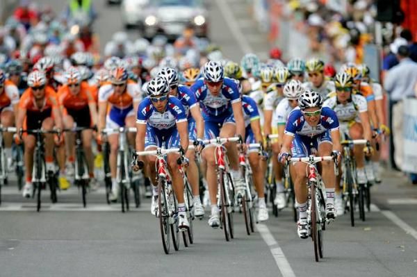 Katusha also helped in reeling back the break.