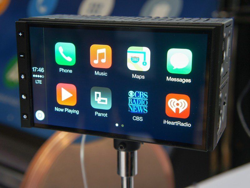 Parrot RNB6 CarPlay