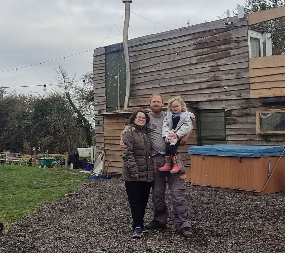 Dan and Stacey Bond with daughter Eva