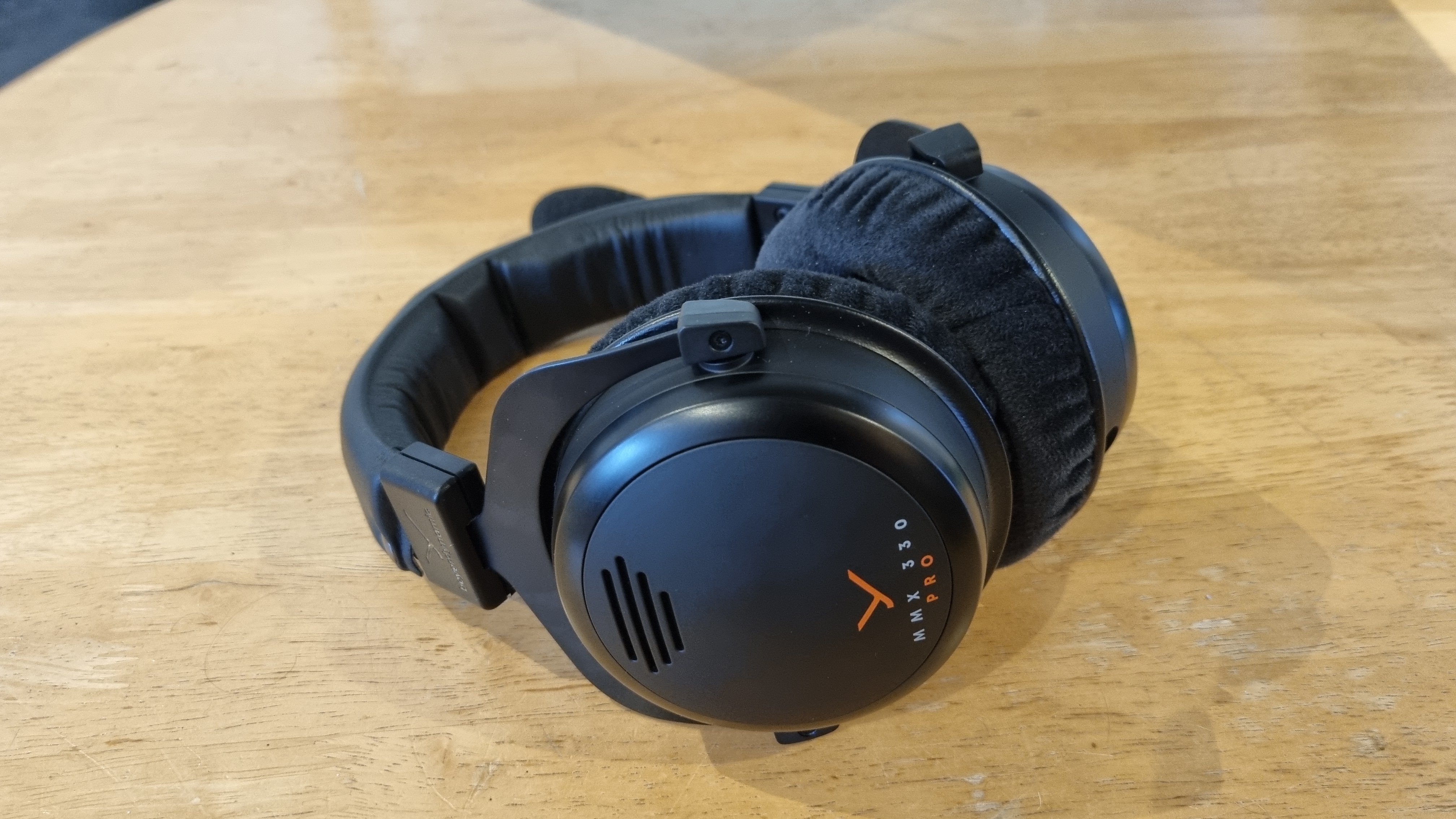 Revisión de Beyerdynamic MMX 330 Pro