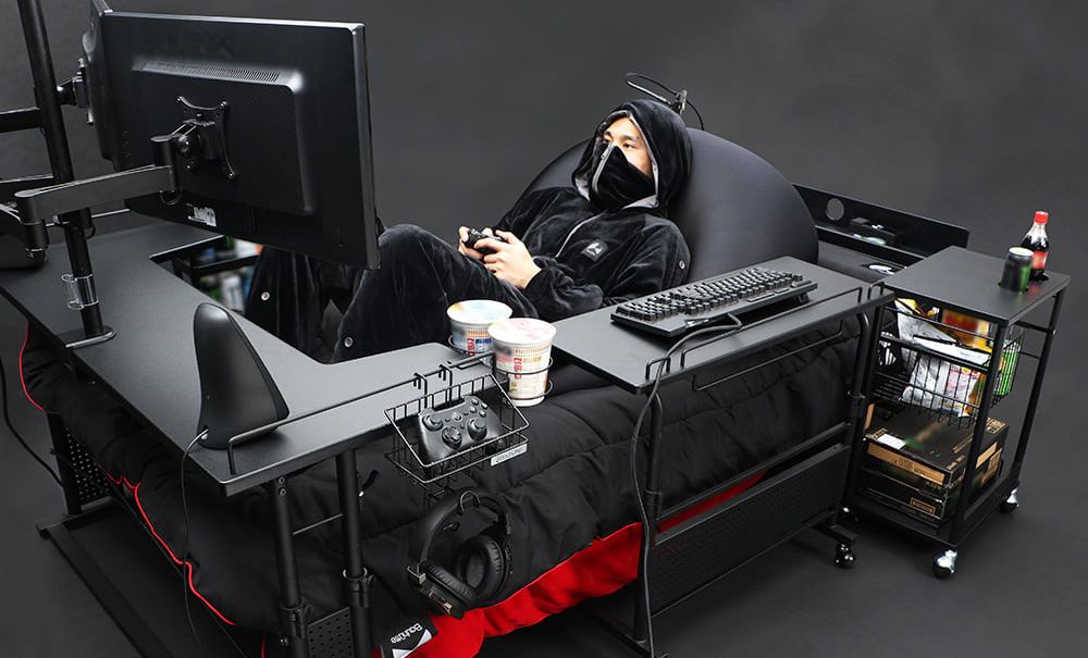 This Japanese Gamer Bed Is Gaming S, Bed Desk Setup