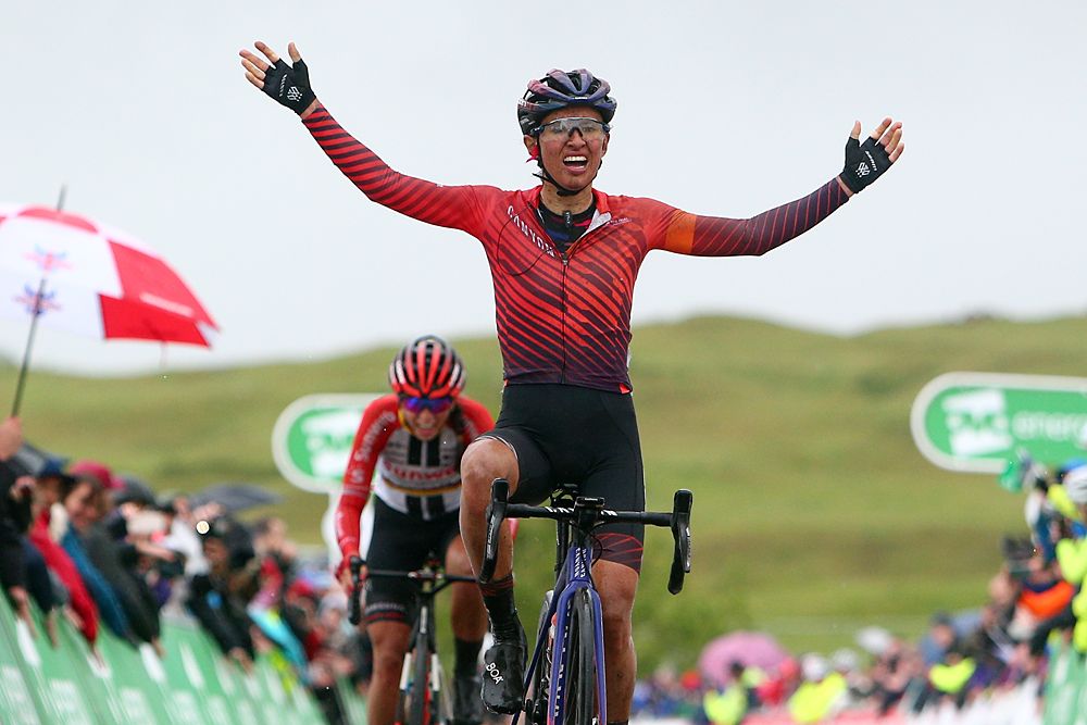 Kasia Niewiadoma (Canyon-Sram) wins stage 4 at OVO Energy Women's Tour