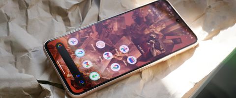 Google Pixel 8 review front angled 21:9