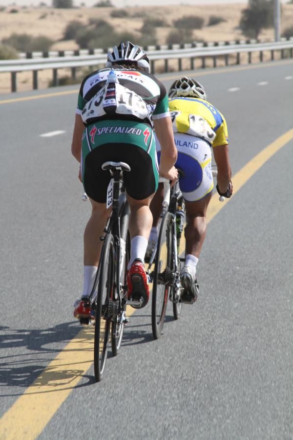 A two-man breakaway attempts to gain an advantage