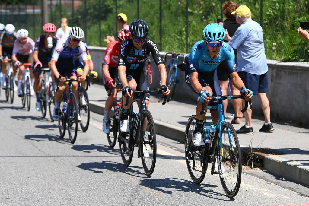 TURIN ITALY MAY 21 LR Chris Hamilton of Australia and Team DSM and Harold Tejada Canacue of Colombia and Team Astana Qazaqstan compete during the 105th Giro dItalia 2022 Stage 14 a 147km stage from Santena to Torino Giro WorldTour on May 21 2022 in Turin Italy Photo by Tim de WaeleGetty Images