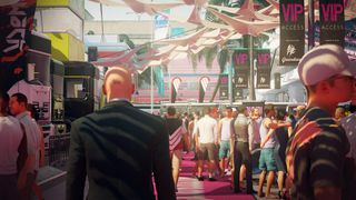 Agent 47 in a crowd