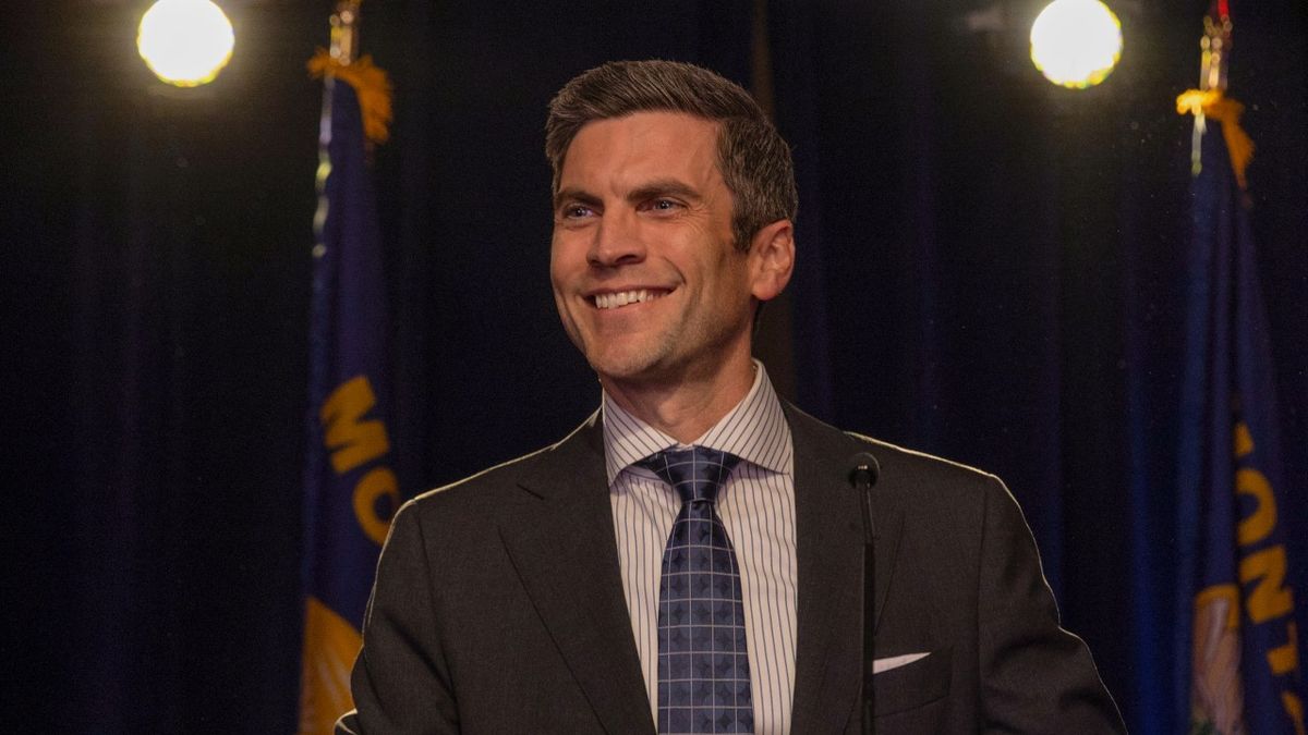 Jamie behind campaign podium on Yellowstone