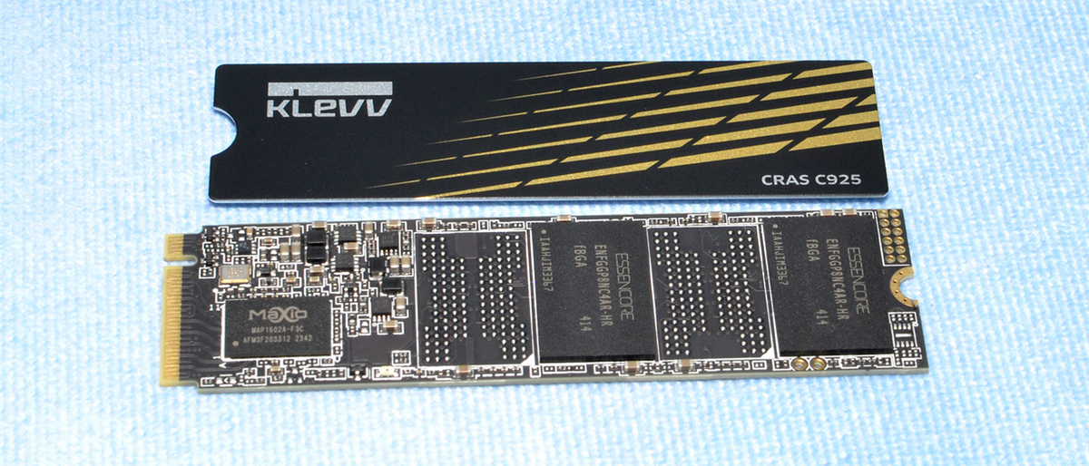 Klevv CRAS C925 SSD