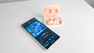 Honor Earbuds Open