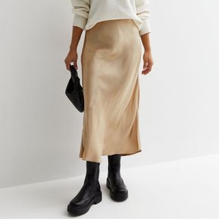 New Look petite gold slip skirt