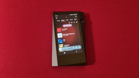 Portable music player: Astell & Kern A&norma SR35