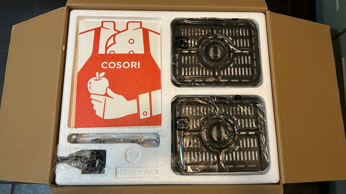 unboxing the Cosori Dual Basket air fryer