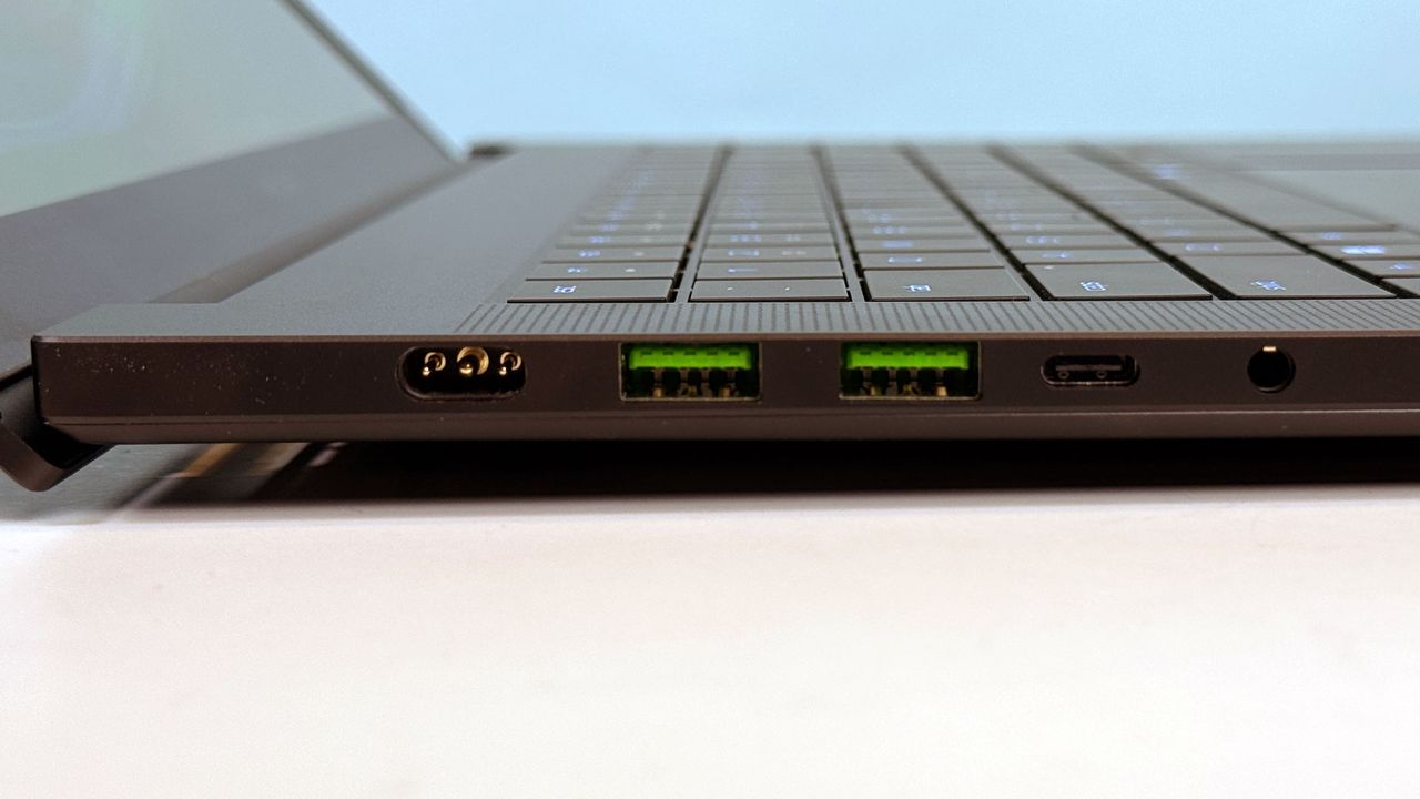 Razer Blade 16