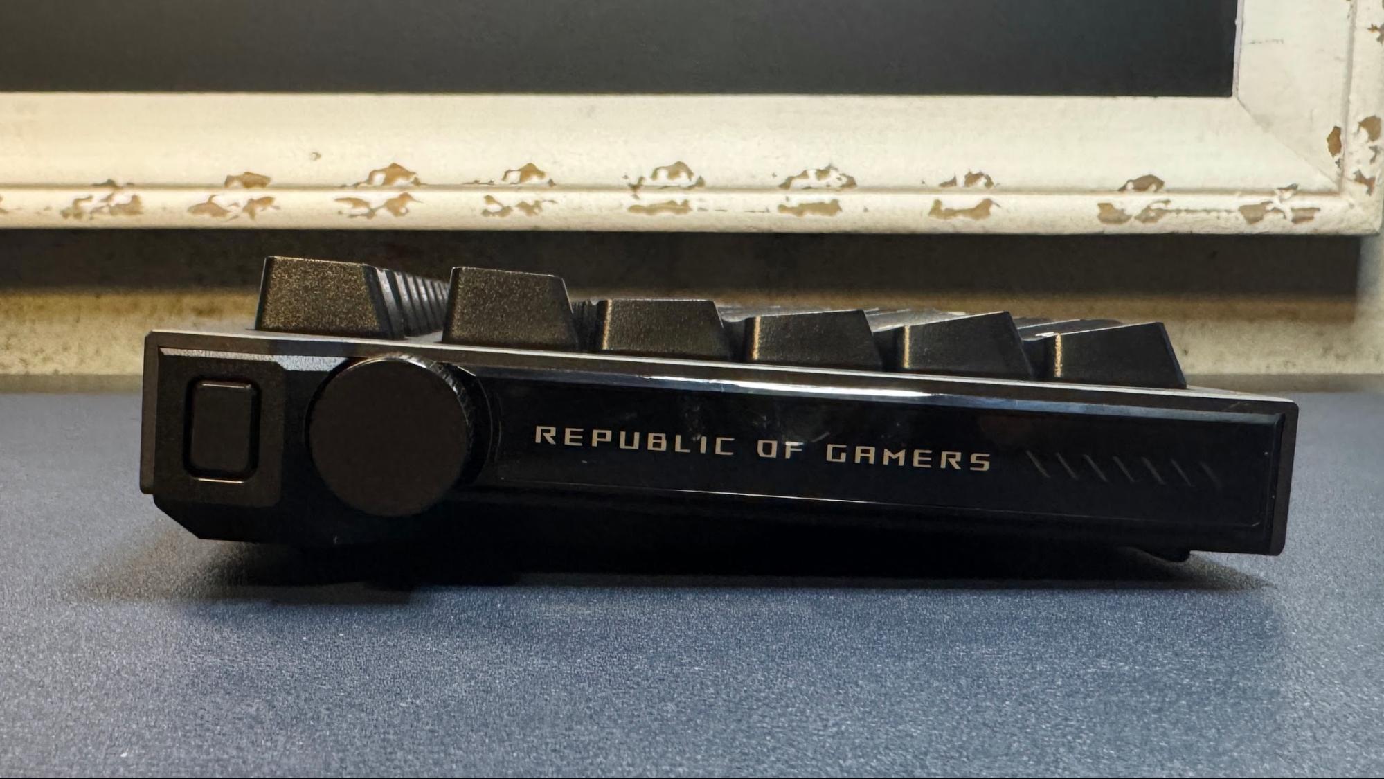 Asus ROG Strix Morph 96 Wireless