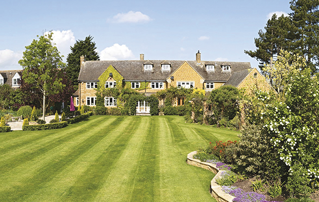 Stonecroft-House-BROCHURE-JUNE-2016-1.jpg