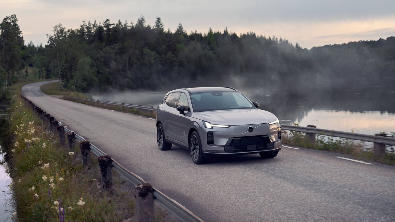  Volvo is set to launch an all-new XC70 plug-in hybrid with a staggering 124-mile EV range 
