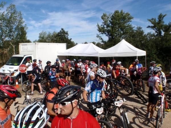 People gather at the Specialized Days in Madrid.