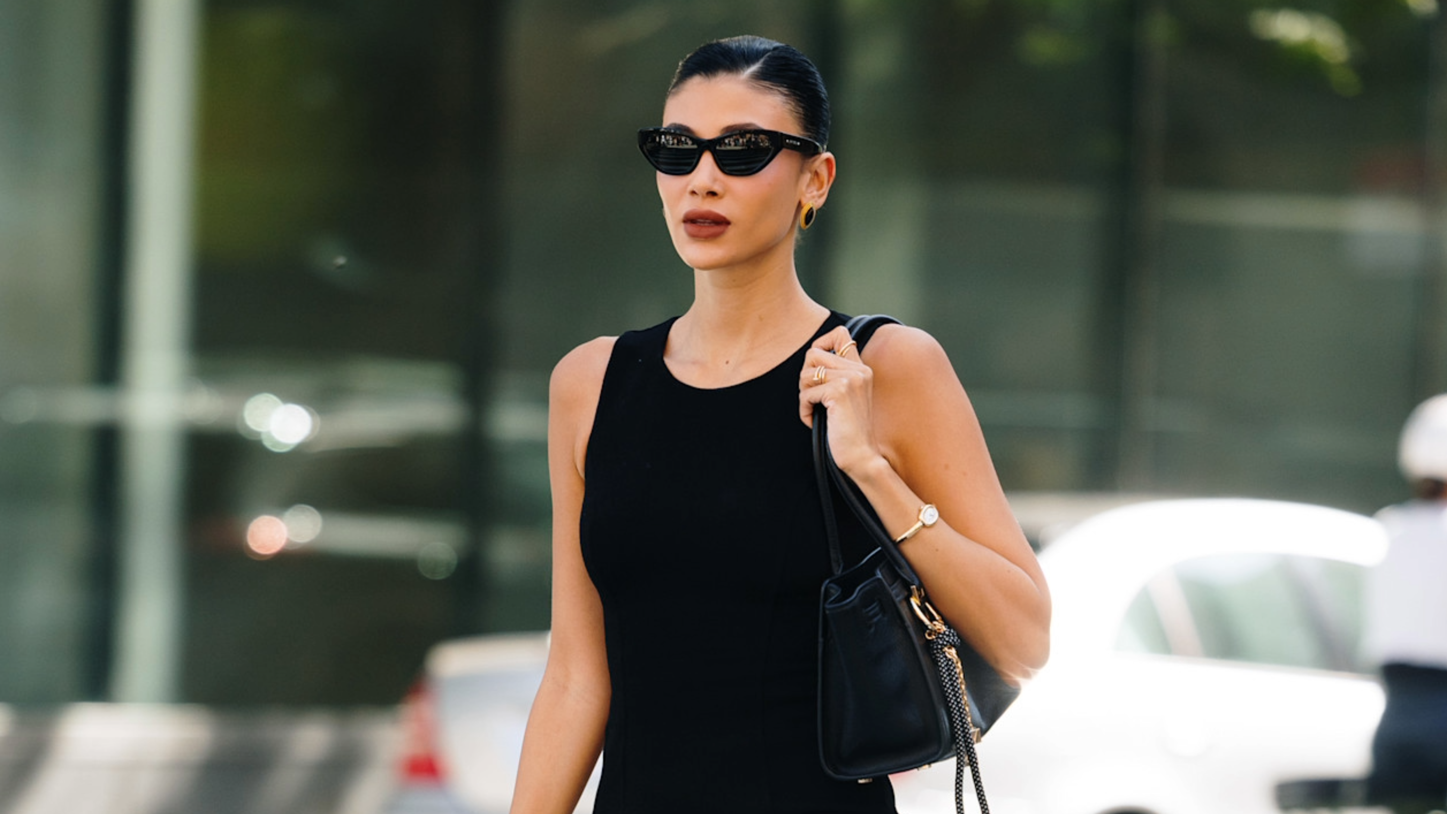 woman wearing a black dress in New York. 