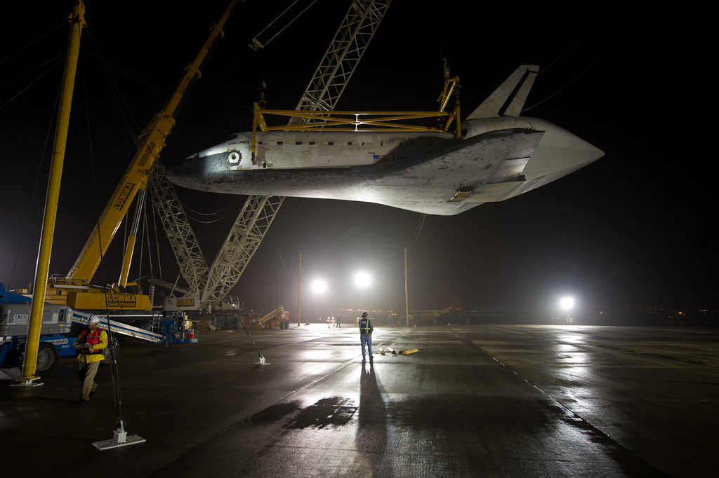 Photos: Space Shuttle Discovery's Final Voyage (to Museum): Page 7 | Space