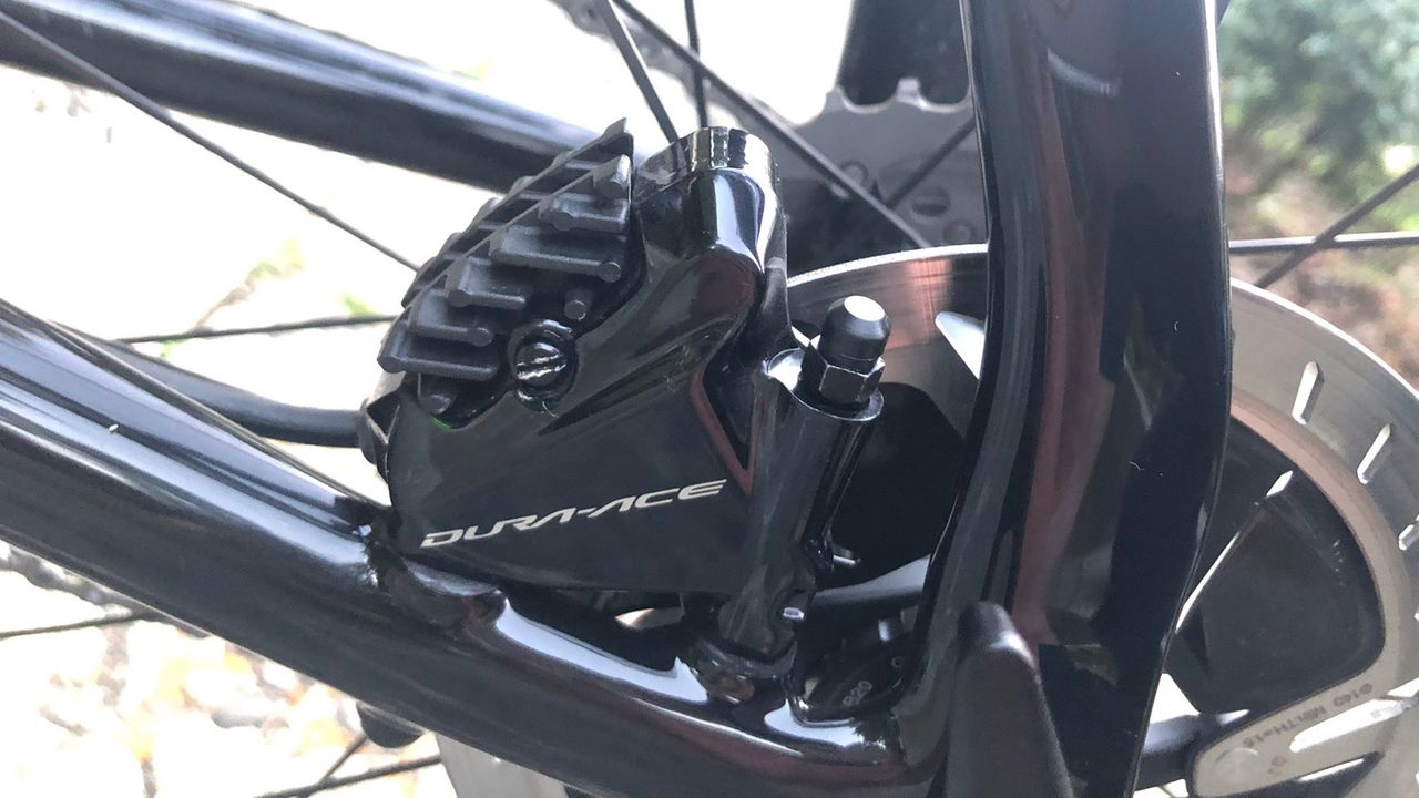 Shimano Dura-Ace R9100 series disc brakes provide stopping power front and rear
