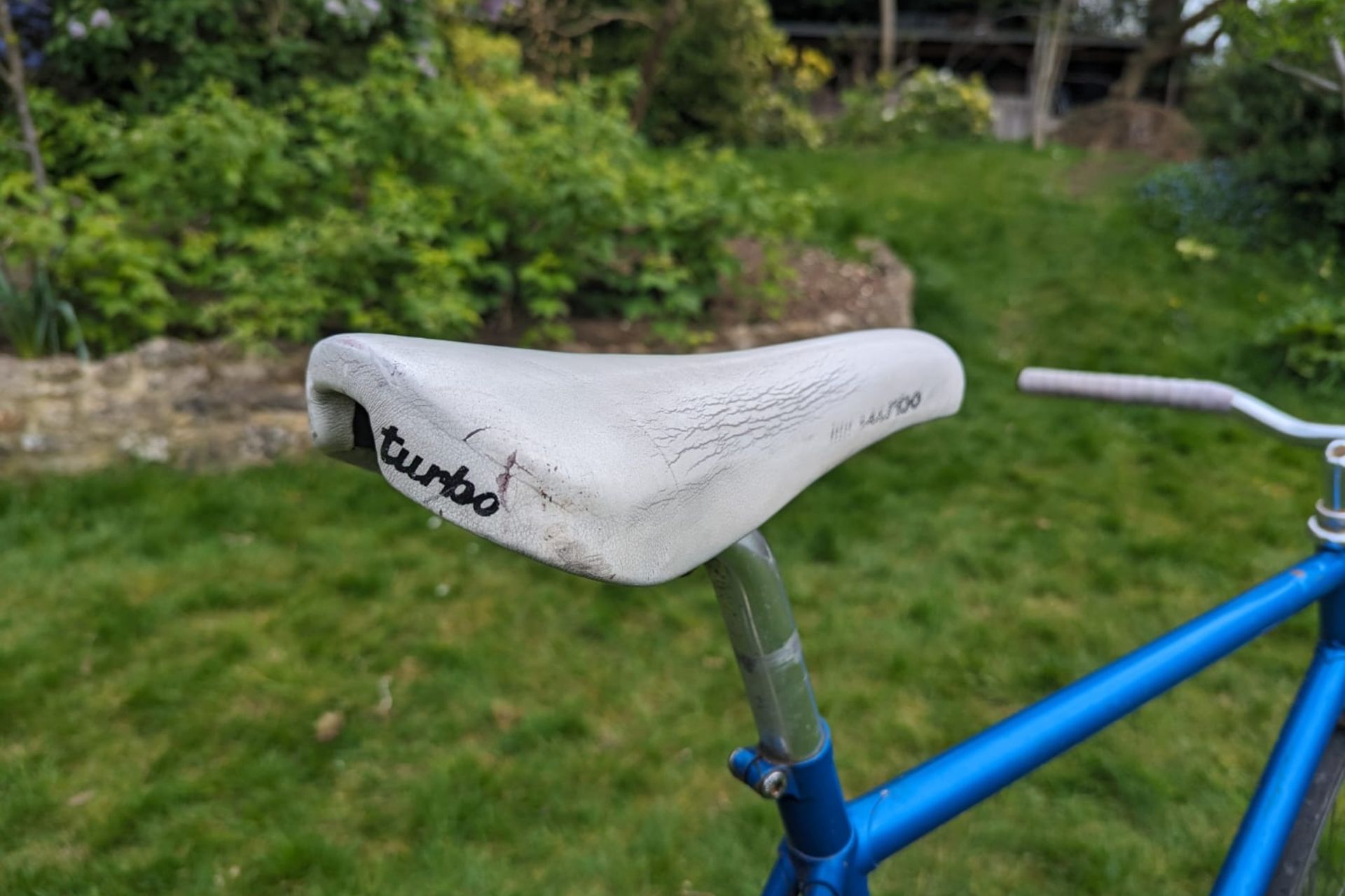 Atom blue fixed gear bike