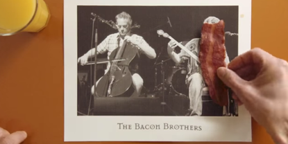Kevin Bacon's brother stars in clever turkey bacon ad