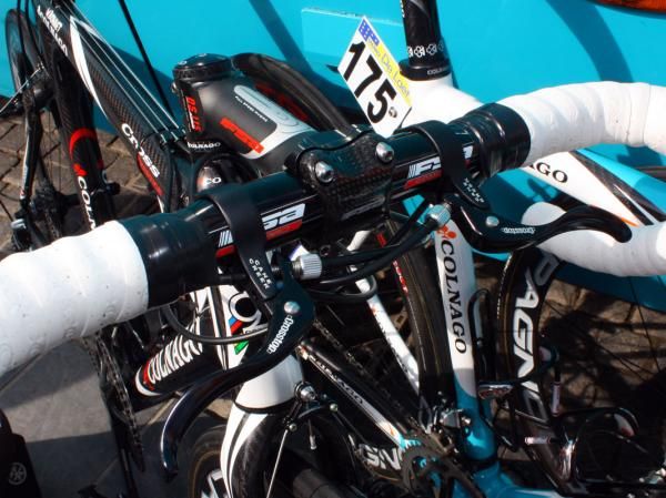 William Bonnet (BBox-Bouygues Telecom) set off from Antwerp with top-mounted brake levers. Though he clearly wasn't going to need them at Scheldeprijs, he likely just wanted to log some more time on an unfamiliar bike.