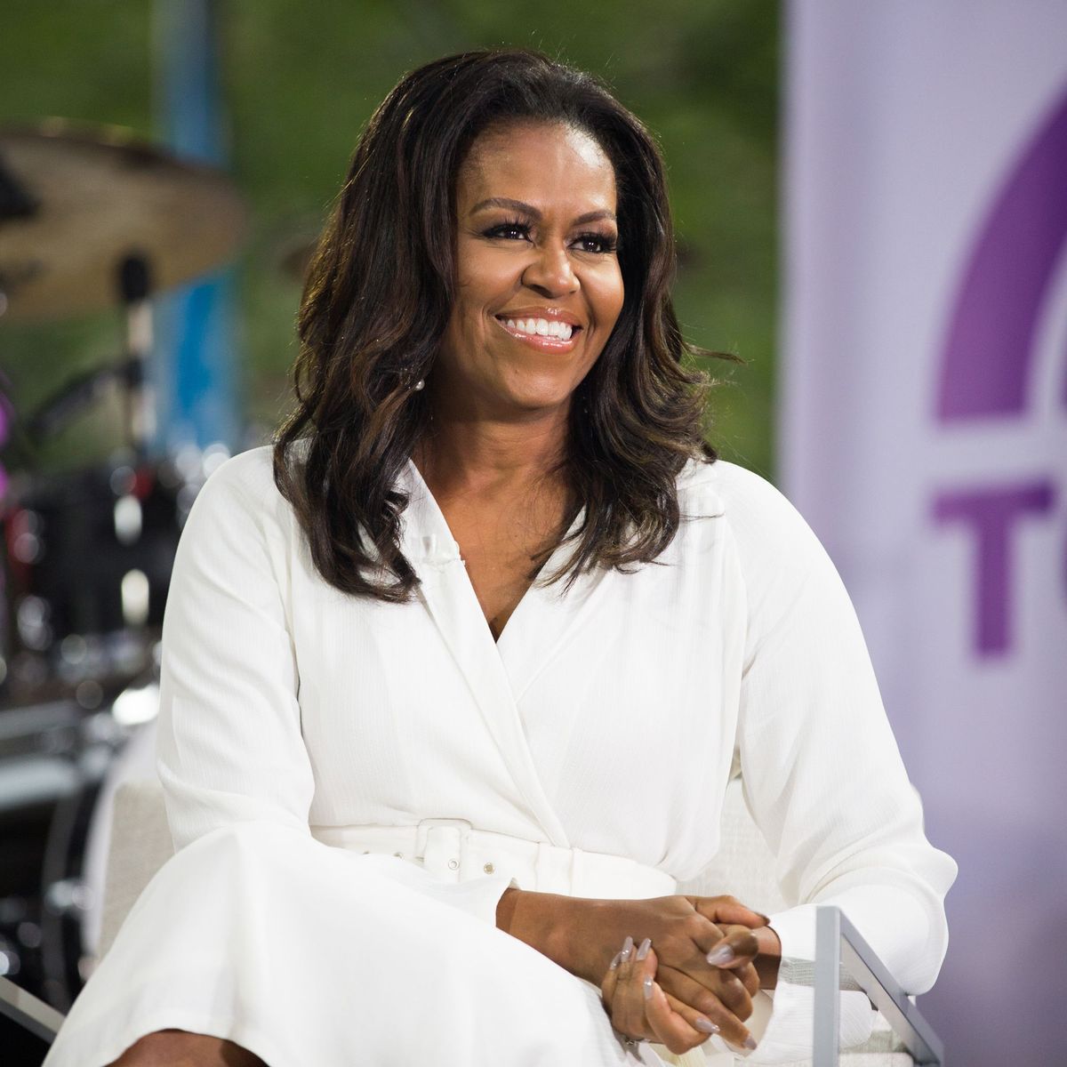 michelle obama becoming t shirt
