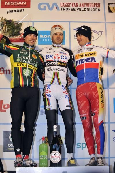 The podium: Sven Nys (2nd, Landbouwcredit-Colnago), Niels Albert (1st, BKCP-Powerplus) and Zdeneck Stybar (3rd, Fidea-Telenet)