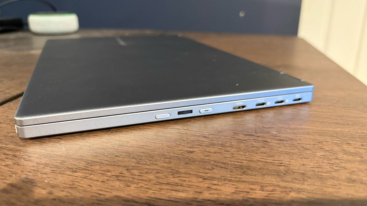 Asus ZenScreen Duo OLED (MQ149CD)