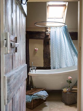 en suite bathroom in 16th century home