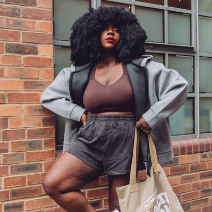 Stephanie Yeboah wearing some of the best plus sized activewear