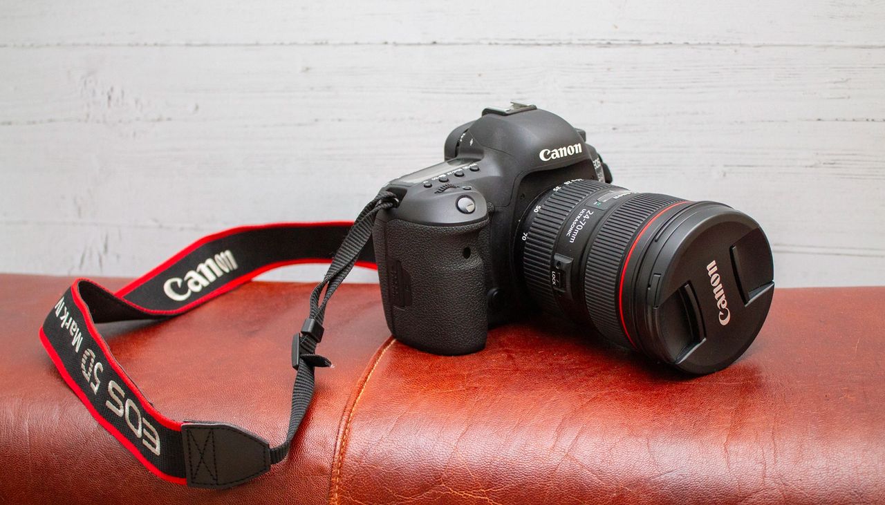 Canon 5D Mark IV