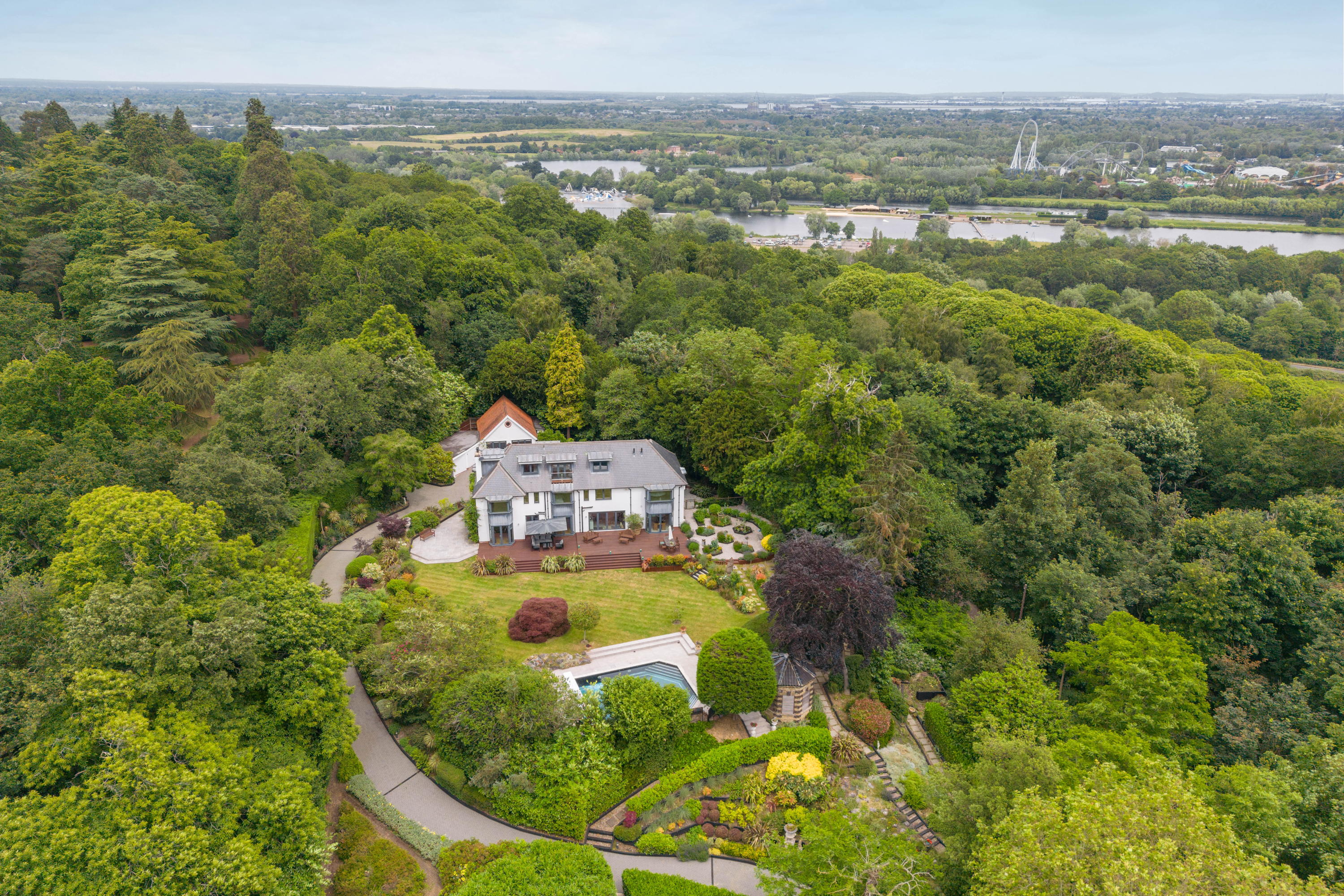 Peter Egan's house in Surrey